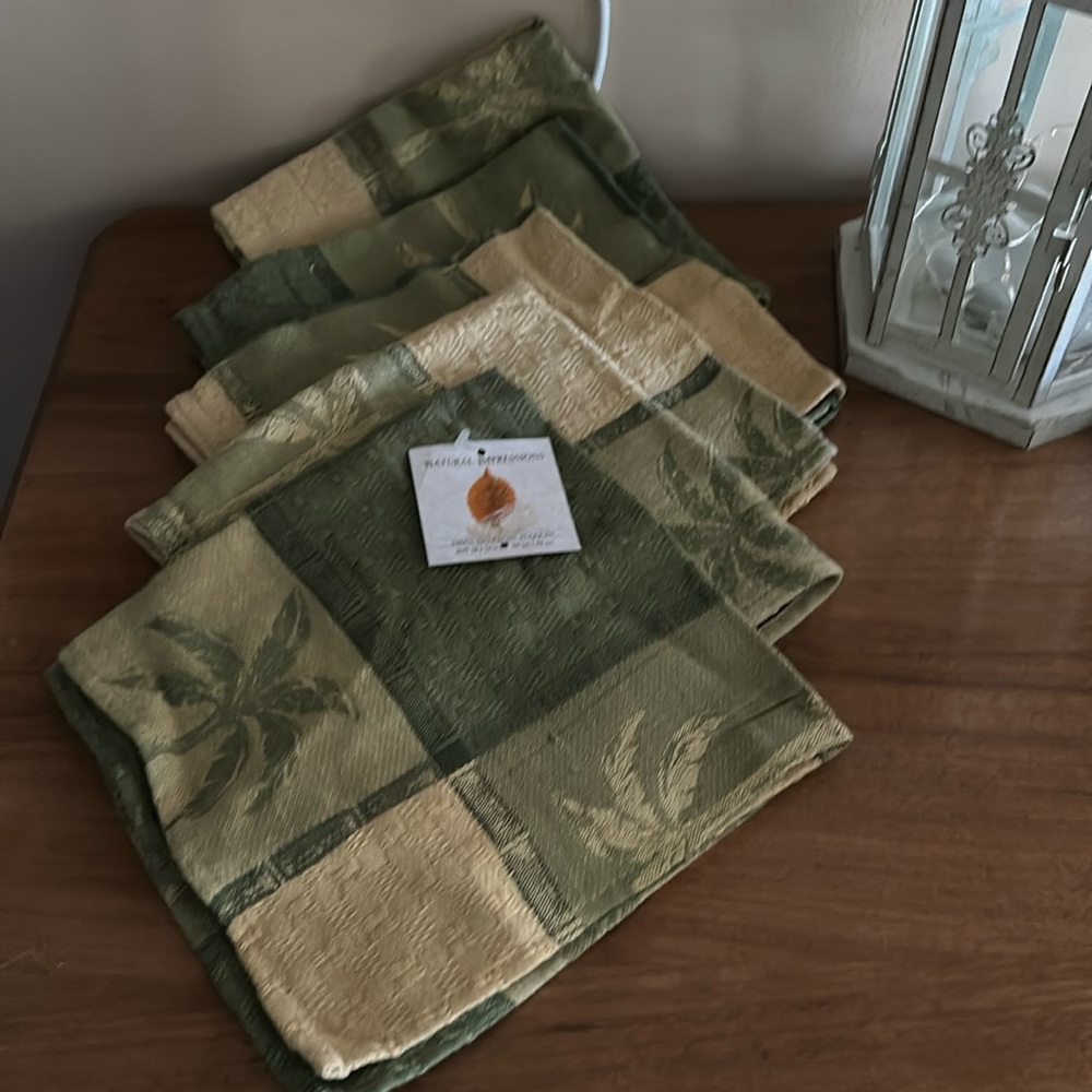 Palm tree napkins